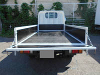 日産アトラス平ボディ小型（2t・3t）[写真11]