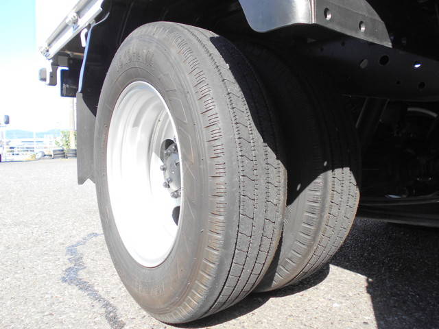 日産アトラス平ボディ小型（2t・3t）[写真20]