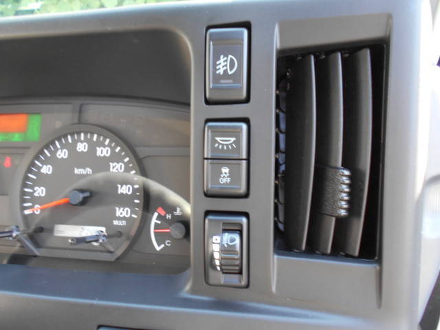 日産アトラス平ボディ小型（2t・3t）[写真23]