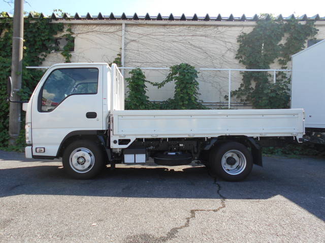 日産アトラス平ボディ小型（2t・3t）[写真06]