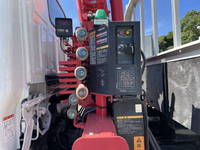 いすゞエルフクレーン3段小型（2t・3t）[写真12]