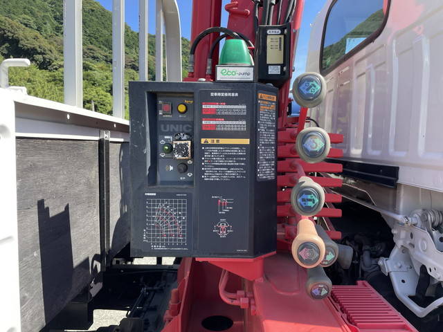 いすゞエルフクレーン3段小型（2t・3t）[写真12]