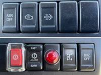 いすゞエルフクレーン3段小型（2t・3t）[写真40]