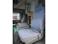 いすゞフォワードキャンピングカー中型（4t）[写真23]