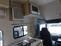 いすゞフォワードキャンピングカー中型（4t）[写真29]