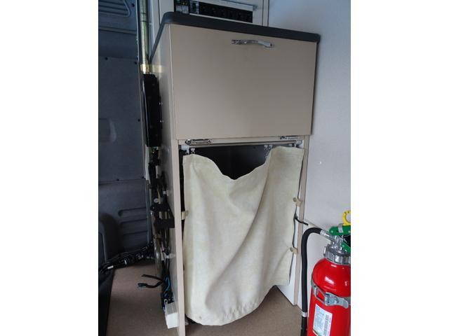 いすゞフォワードキャンピングカー中型（4t）[写真32]