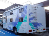 いすゞフォワードキャンピングカー中型（4t）[写真05]