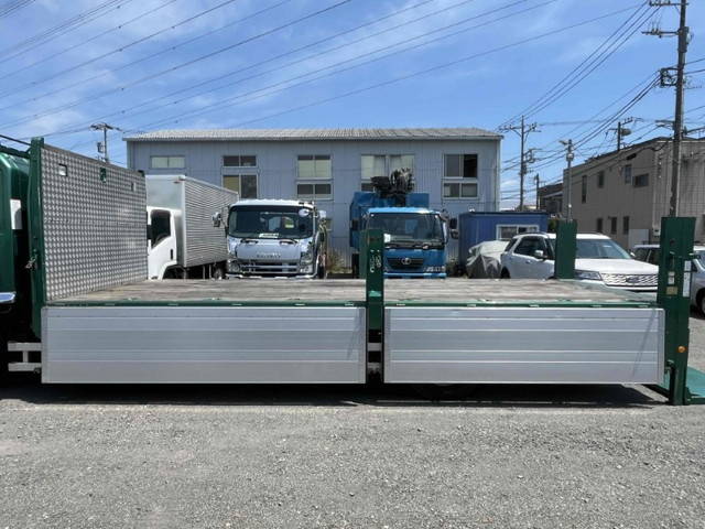 日野レンジャーアルミブロック中型（4t）[写真11]