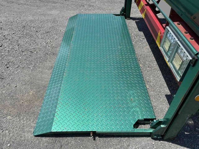 日野レンジャーアルミブロック中型（4t）[写真18]