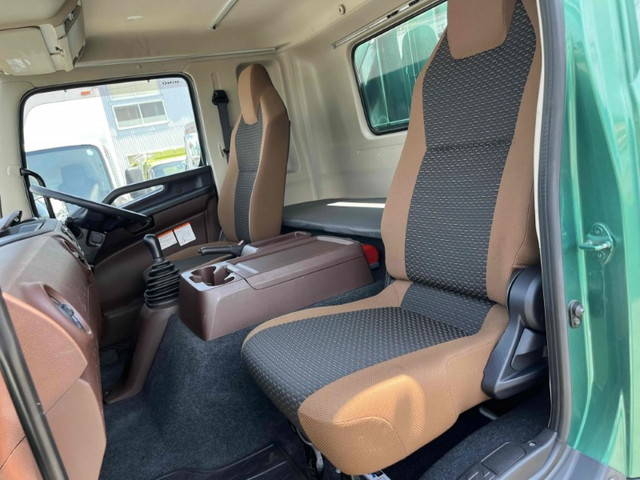 日野レンジャーアルミブロック中型（4t）[写真38]