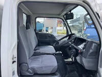 いすゞエルフアルミバン小型（2t・3t）[写真17]