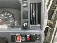 いすゞエルフアルミバン小型（2t・3t）[写真21]