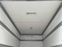 いすゞエルフアルミバン小型（2t・3t）[写真31]