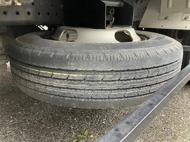 いすゞエルフアルミバン小型（2t・3t）[写真38]