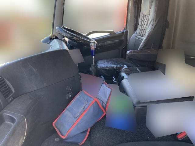 日野プロフィアセーフティクレーン4段大型（10t）[写真33]