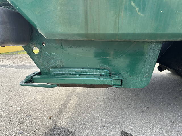 いすゞエルフパッカー車（塵芥車）小型（2t・3t）[写真16]