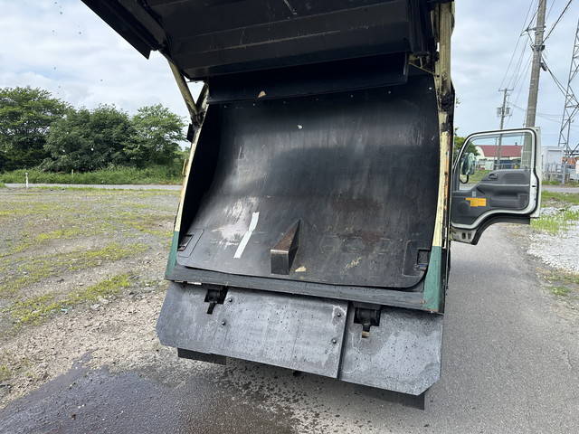 いすゞエルフパッカー車（塵芥車）小型（2t・3t）[写真21]