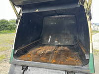 いすゞエルフパッカー車（塵芥車）小型（2t・3t）[写真24]