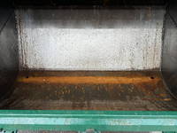 いすゞエルフパッカー車（塵芥車）小型（2t・3t）[写真34]