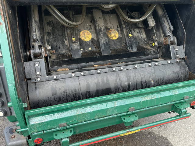 いすゞエルフパッカー車（塵芥車）小型（2t・3t）[写真34]