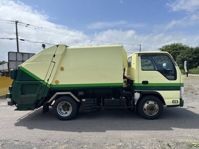 いすゞエルフパッカー車（塵芥車）小型（2t・3t）[写真04]