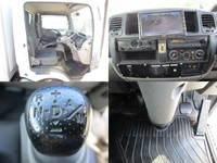 日産アトラスパネルバン小型（2t・3t）[写真15]