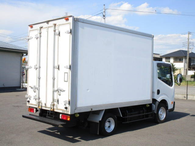 日産アトラスパネルバン小型（2t・3t）[写真04]
