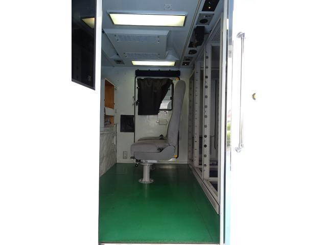 いすゞエルフその他の形状小型（2t・3t）[写真21]