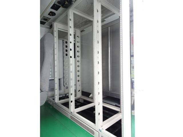 いすゞエルフその他の形状小型（2t・3t）[写真24]