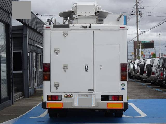 いすゞエルフその他の形状小型（2t・3t）[写真04]