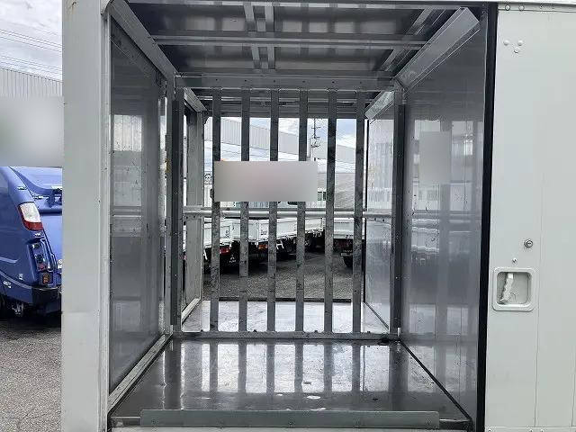 いすゞエルフボトルバン小型（2t・3t）[写真27]