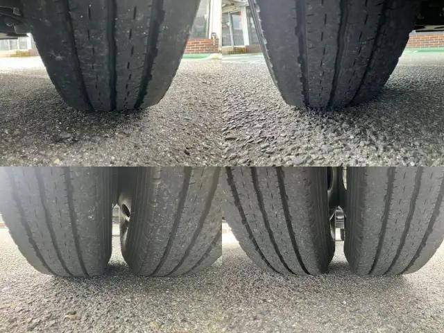 いすゞエルフボトルバン小型（2t・3t）[写真31]