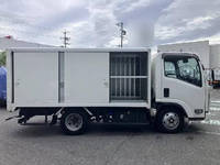 いすゞエルフボトルバン小型（2t・3t）[写真10]