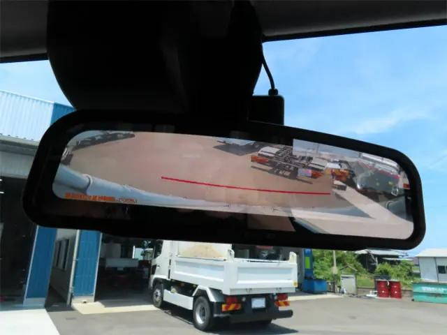 日野デュトロ冷凍車（冷蔵車）小型（2t・3t）[写真17]