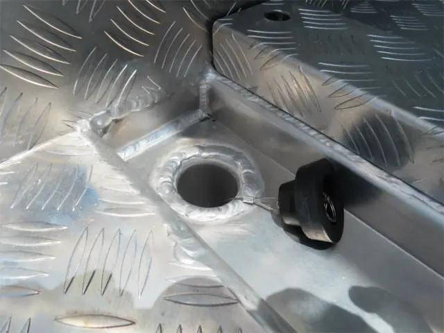 日野デュトロ冷凍車（冷蔵車）小型（2t・3t）[写真28]