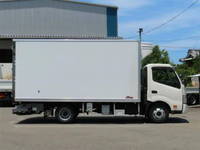 日野デュトロ冷凍車（冷蔵車）小型（2t・3t）[写真05]