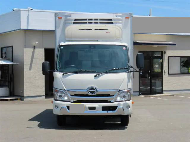 日野デュトロ冷凍車（冷蔵車）小型（2t・3t）[写真05]