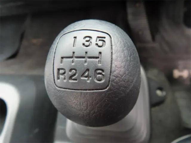 日野レンジャータンク車（タンクローリー）増トン（6t・8t）[写真13]