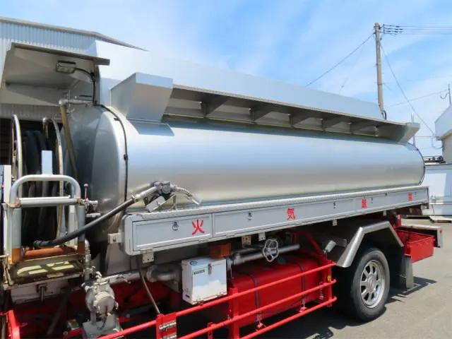 日野レンジャータンク車（タンクローリー）増トン（6t・8t）[写真20]