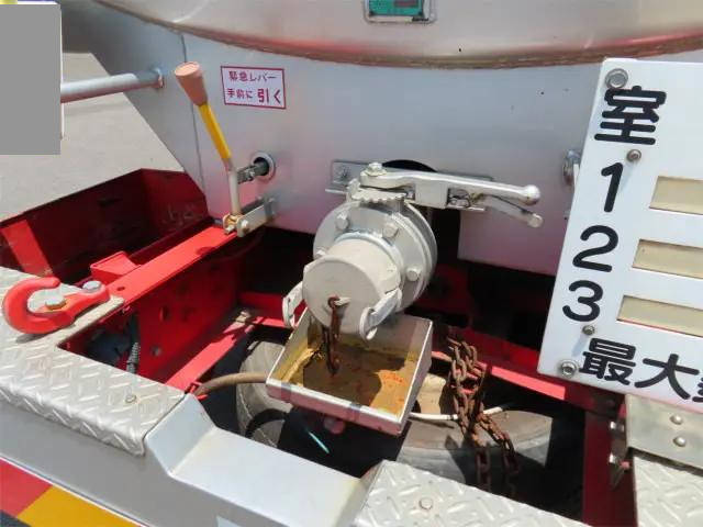 日野レンジャータンク車（タンクローリー）増トン（6t・8t）[写真24]