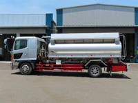 日野レンジャータンク車（タンクローリー）増トン（6t・8t）[写真04]