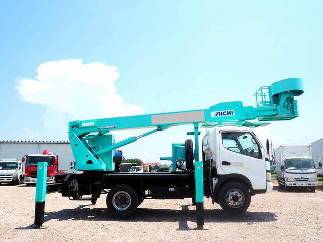 日野デュトロ高所作業車小型（2t・3t）[写真05]