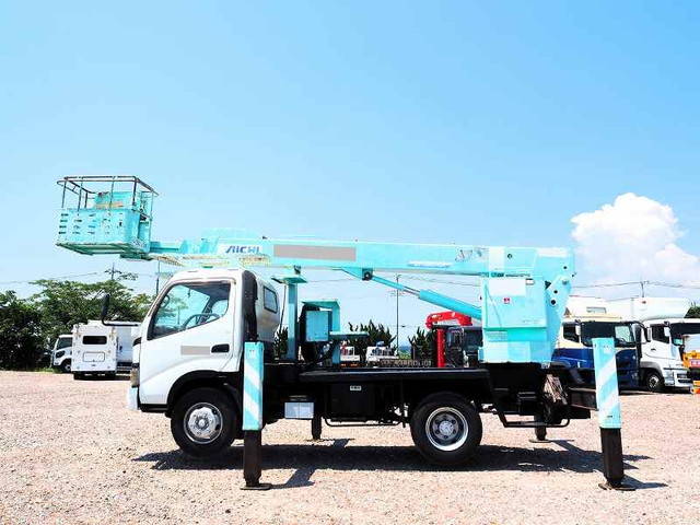 日野デュトロ高所作業車小型（2t・3t）[写真03]