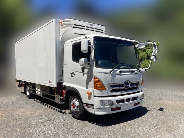 日野レンジャー冷凍車（冷蔵車）中型（4t）[写真03]