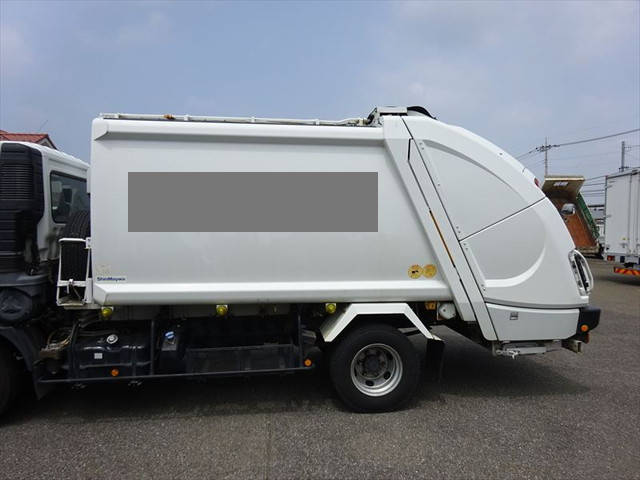 三菱ふそうファイターパッカー車（塵芥車）中型（4t）[写真04]