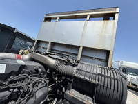 UDトラックスその他の車種アルミブロック大型（10t）[写真12]