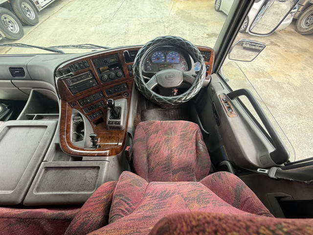 UDトラックスその他の車種アルミブロック大型（10t）[写真17]