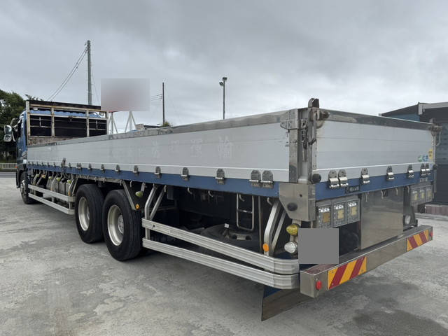 UDトラックスその他の車種アルミブロック大型（10t）[写真02]