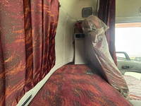 UDトラックスその他の車種アルミブロック大型（10t）[写真22]