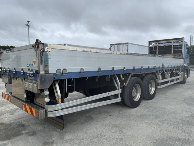 UDトラックスその他の車種アルミブロック大型（10t）[写真04]